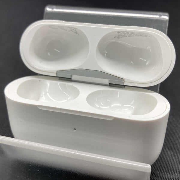 Apple 【中古】AirPods Pro 充電ケース【秋葉原】 – e☆イヤホン