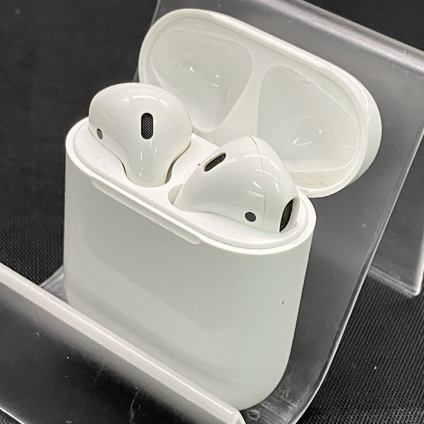 【中古】AirPods MMEF2JA【日本橋】
