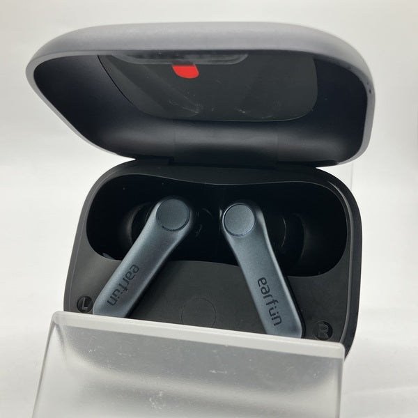 【中古】Air Pro 4 - Black【秋葉原】