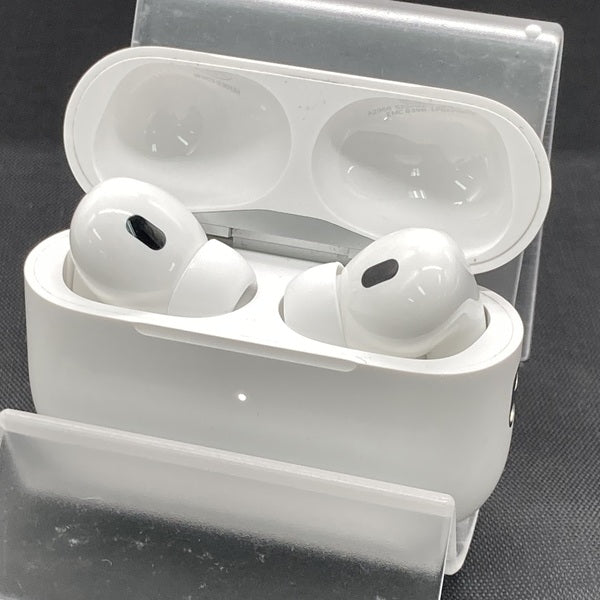 【中古】MagSafe充電ケース(USB-C)付きAirPods Pro(第2世代) MTJV3JA【秋葉原】