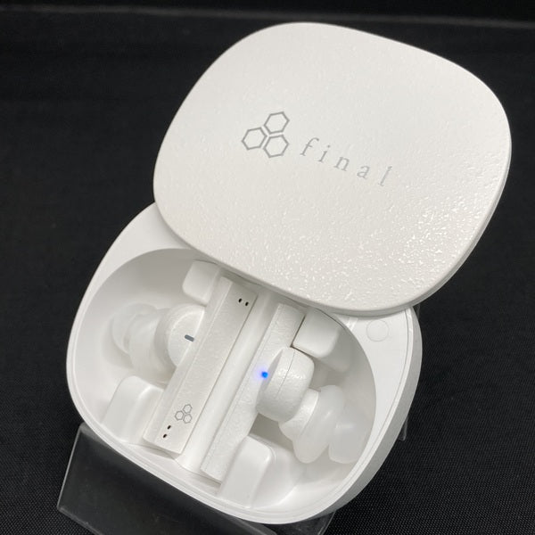 【中古】ZE8000 ホワイト 【FI-ZE8DPLTW-WHITE】【秋葉原】