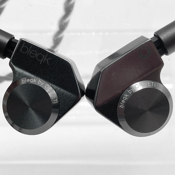 ORIVETI bleqk Dynabird ほぼ新品 イヤピ未使用 ORIVETI bleqk Dynabird – e☆イヤホン