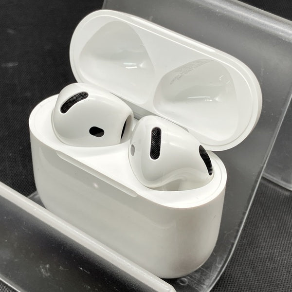 【中古】AirPods 4 MXP93J/A(アクティブノイズキャンセリング搭載)【秋葉原】