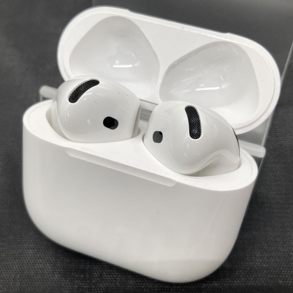 【中古】AirPods 4 MXP63J/A【秋葉原】