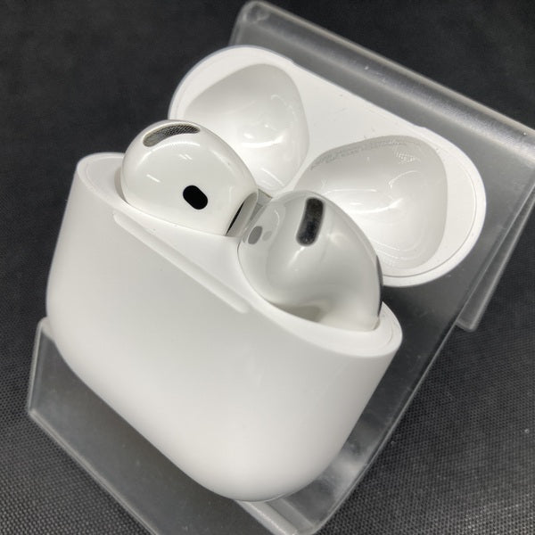 【中古】AirPods 4 MXP63J/A【秋葉原】