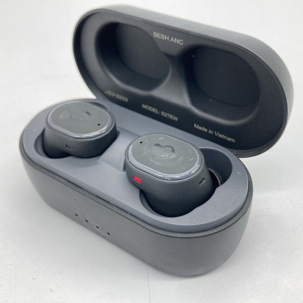 【中古】SESH ANC TRUE BLACK 【S2TEWーP740】【日本橋】