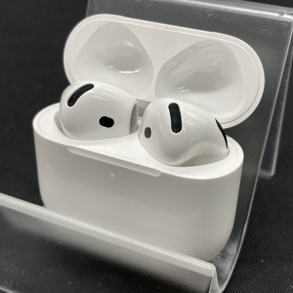 【中古】AirPods 4 MXP93J/A(アクティブノイズキャンセリング搭載)【秋葉原】