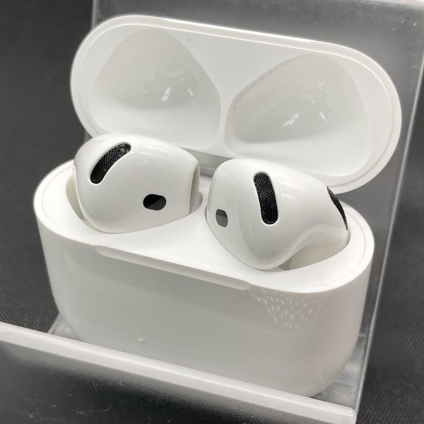 【中古】AirPods 4 MXP63J/A【秋葉原】