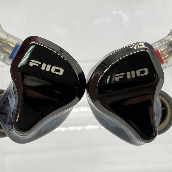 【中古】JH5 Black 【FIO-IEM-JH5-B】【日本橋】
