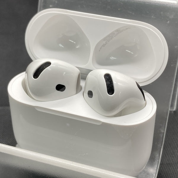 【中古】AirPods 4 MXP93J/A(アクティブノイズキャンセリング搭載)【秋葉原】