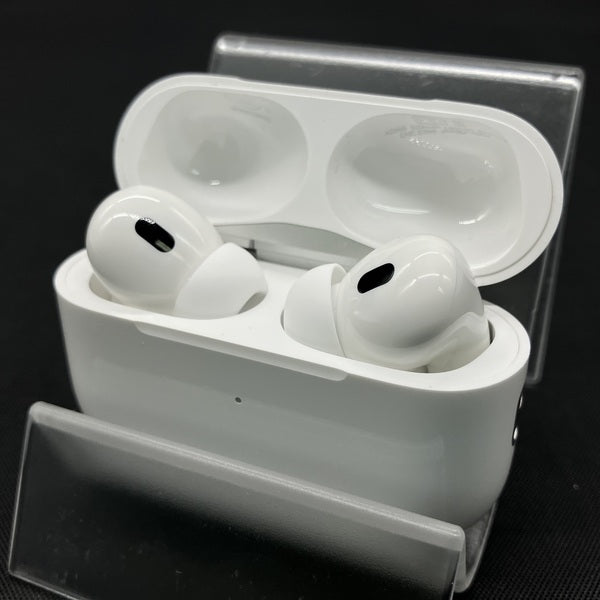 【中古】MagSafe充電ケース(USB-C)付きAirPods Pro(第2世代) MTJV3JA【秋葉原】
