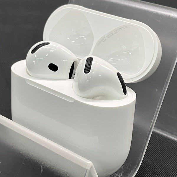 【中古】AirPods 4 MXP63J/A【秋葉原】