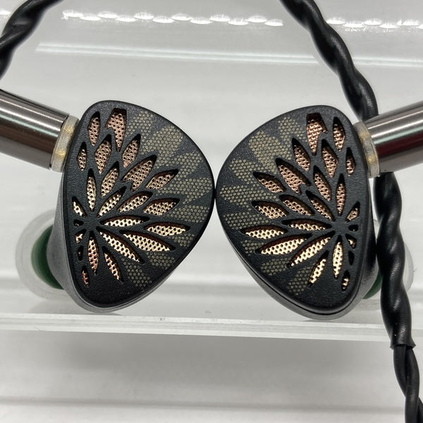 【中古】Yu Xuan Ji (魚玄機) 4.4mm バランスジャック【日本橋】