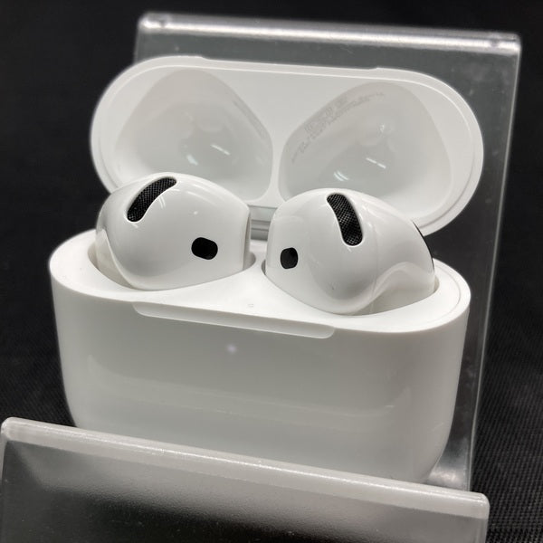 【中古】AirPods 4 MXP93J/A(アクティブノイズキャンセリング搭載)【日本橋】