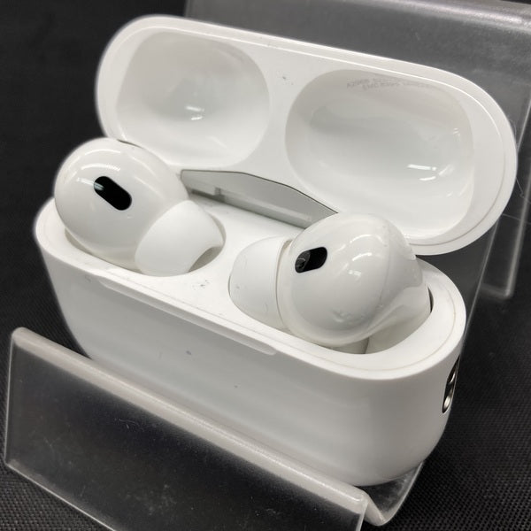 【中古】MagSafe充電ケース(USB-C)付きAirPods Pro(第2世代) MTJV3JA【日本橋】