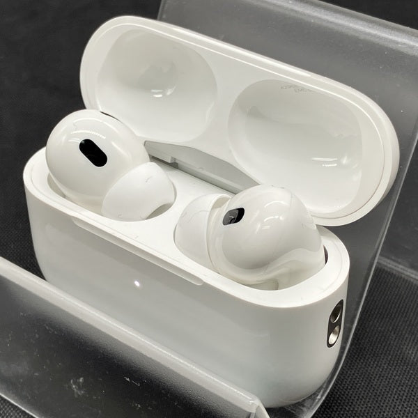 【中古】MagSafe充電ケース(USB-C)付きAirPods Pro(第2世代) MTJV3JA【秋葉原】