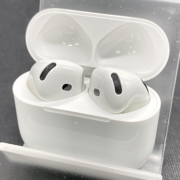 【中古】AirPods 4 MXP63J/A【秋葉原】