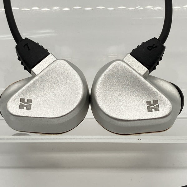 【中古】Svanar【秋葉原】