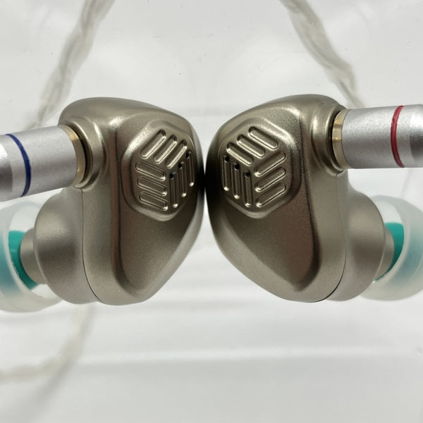 Astrotec アストロテック AM850MK2 有線 イヤホン リケーブル MMCX (送料無料) 新製品#Astrotec から技術を詰め込んだミドルクラスの有線イヤホン