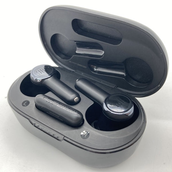 【中古】QUANTUM TWS ブラック 【JBLQUANTUMTWSBLK】【秋葉原】