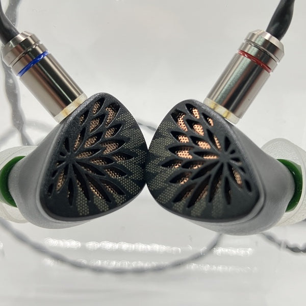 【中古】Yu Xuan Ji (魚玄機) 4.4mm バランスジャック【秋葉原】