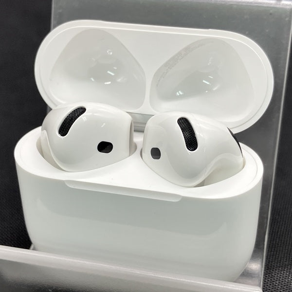 【中古】AirPods 4 MXP93J/A(アクティブノイズキャンセリング搭載)【名古屋】