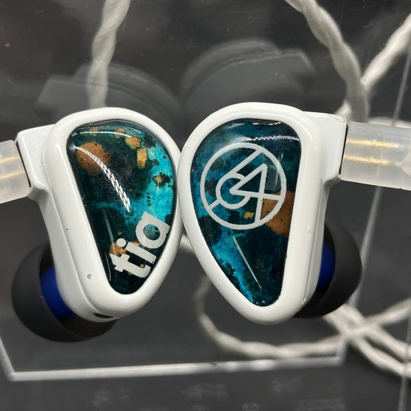 【中古】Fourt  Blanc 【64A-7266】【秋葉原】