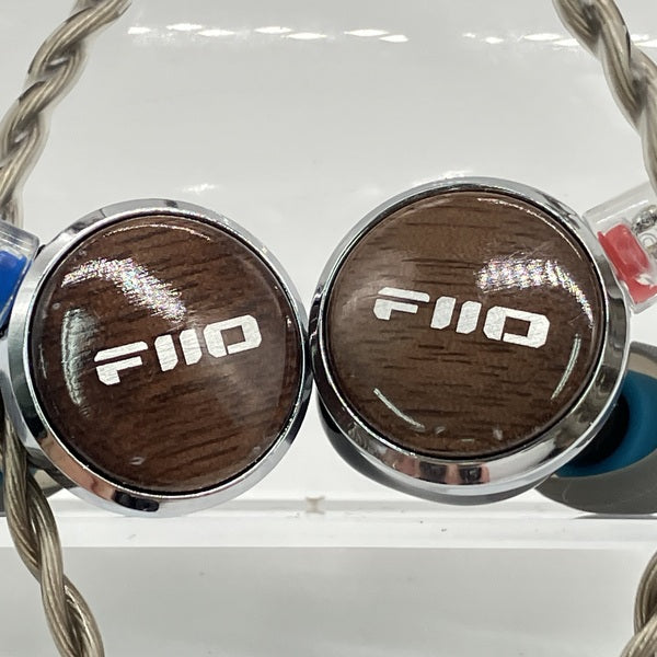 【中古】FP3 Walnut 【FIO-IEM-FP3-W】【日本橋】