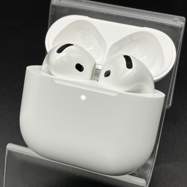 【中古】AirPods 4 MXP93J/A(アクティブノイズキャンセリング搭載)【秋葉原】