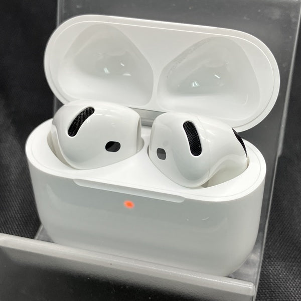 Apple AirPods 4 アクティブノイズキャンセリング搭載モデル