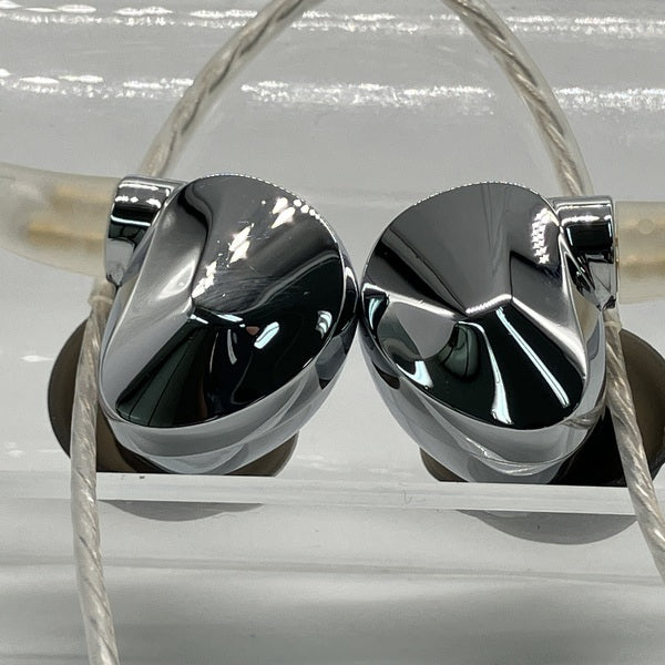 Questyle 【中古】NHB12【日本橋】 – e☆イヤホン