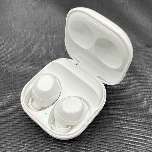 【中古】Galaxy Buds FE ホワイト 【SM-R400NZWAXJP】【秋葉原】