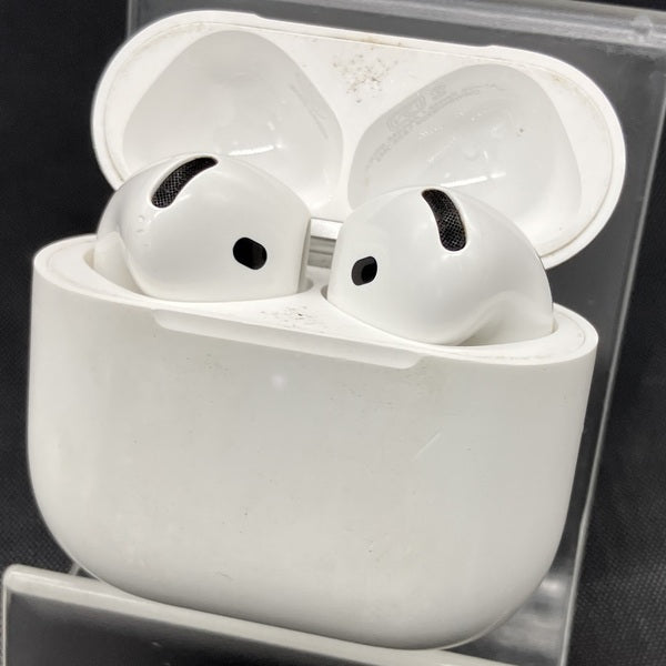 【中古】AirPods 4 MXP93J/A(アクティブノイズキャンセリング搭載)【日本橋】