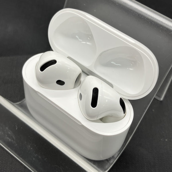 【中古】AirPods 4 MXP63J/A【秋葉原】