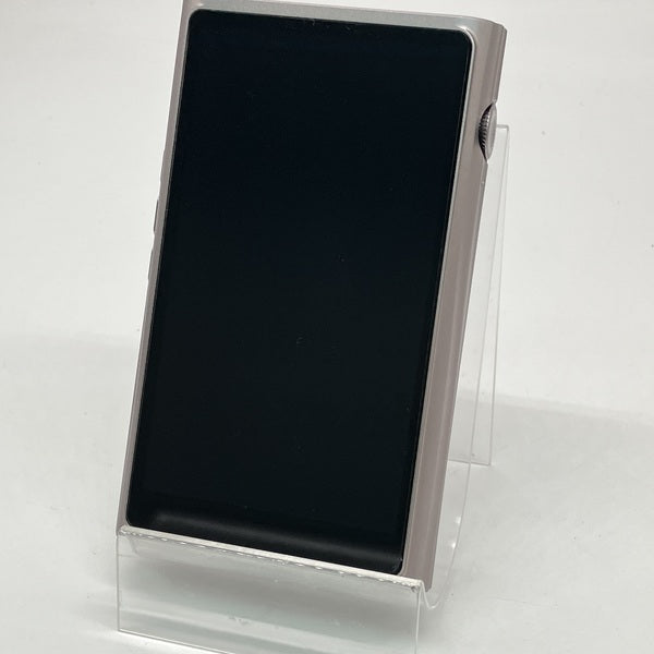 【中古】M7 チタニウム【秋葉原】