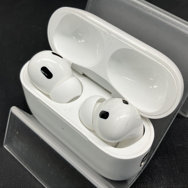 【中古】MagSafe充電ケース(USB-C)付きAirPods Pro(第2世代) MTJV3JA【名古屋】