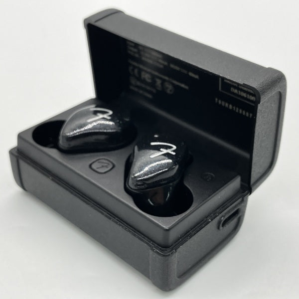 【中古】TOUR BLACK【日本橋】