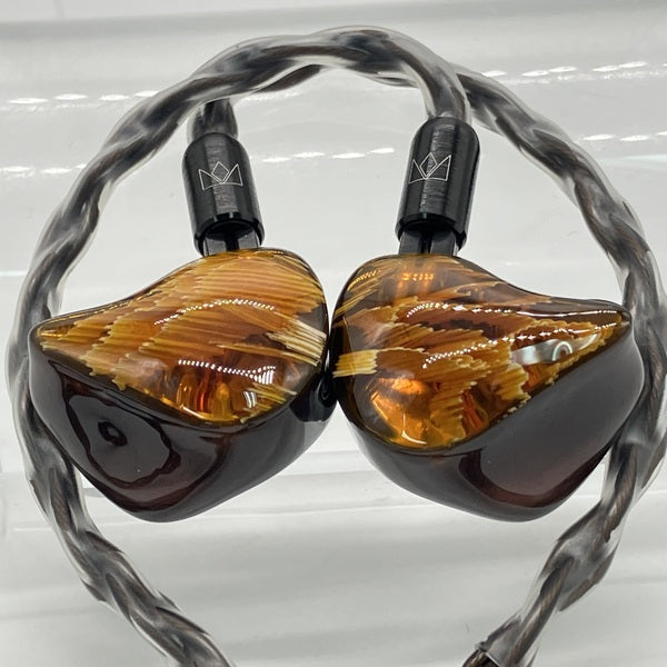 イヤホン Noble Audio SPARTACUS Noble Audio 【中古】SPARTACUS 【NOB-SPARTACUS】【日本橋】 – e
