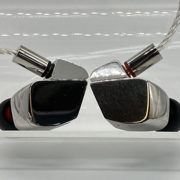 final 【中古】A8000 【FI-A8DSSD】【名古屋】 – e☆イヤホン