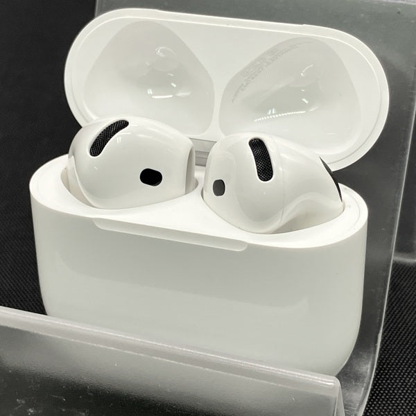 Apple 【中古】AirPods 4 MXP93J/A（アクティブノイズキャンセ
