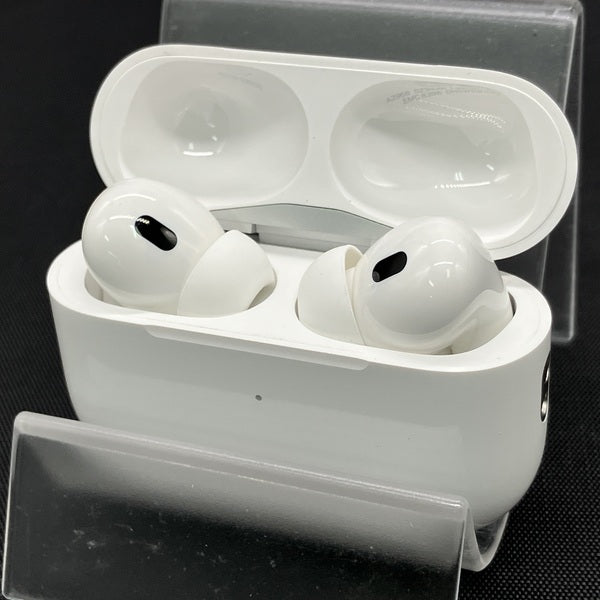 【中古】MagSafe充電ケース(USB-C)付きAirPods Pro(第2世代) MTJV3JA【秋葉原】