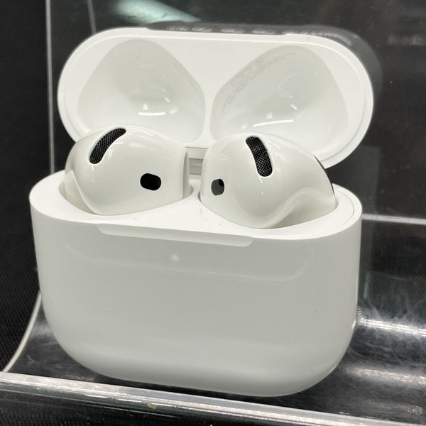 【中古】AirPods 4 MXP93J/A(アクティブノイズキャンセリング搭載)【日本橋】