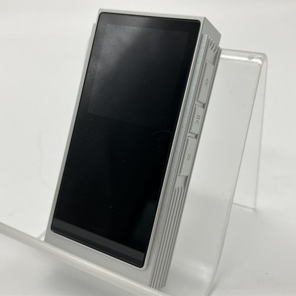 【中古】UA6 Silver【秋葉原】