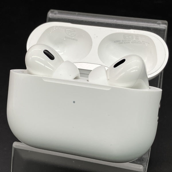【中古】MagSafe充電ケース(USB-C)付きAirPods Pro(第2世代) MTJV3JA【秋葉原】