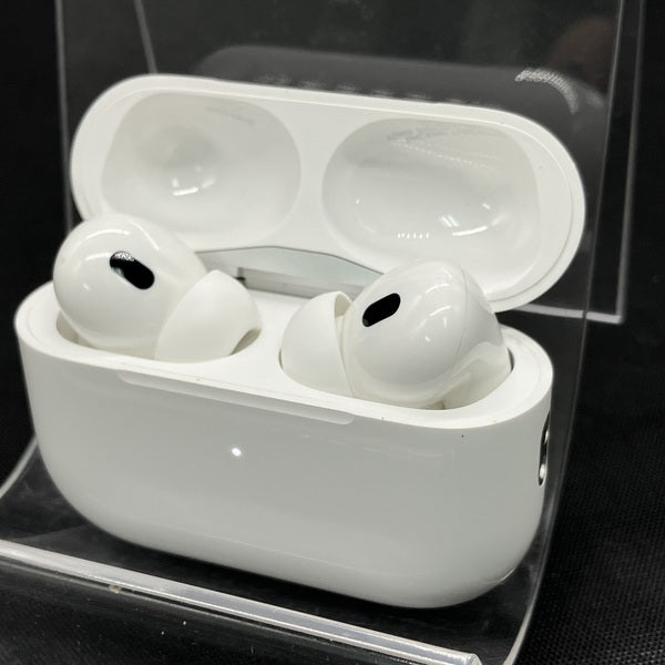Apple 【中古】MagSafe充電ケース(USB-C)付きAirPods Pro(第2
