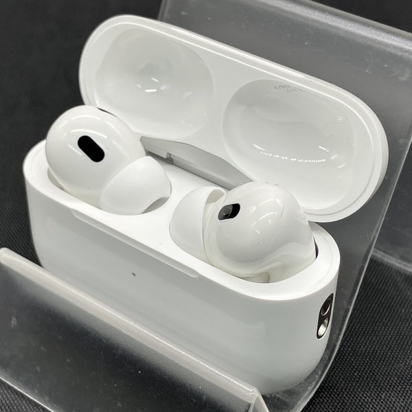【中古】MagSafe充電ケース(USB-C)付きAirPods Pro(第2世代) MTJV3JA【秋葉原】
