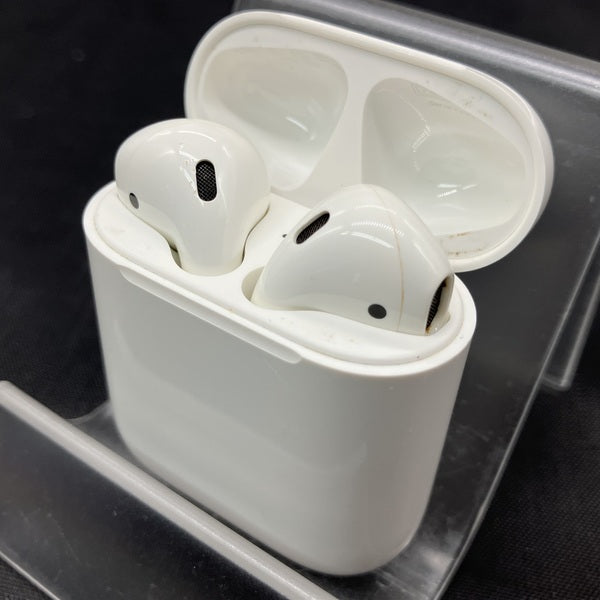 【中古】AirPods MMEF2JA【日本橋】