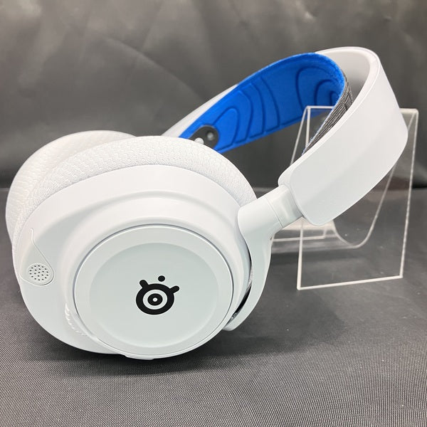 【中古】Arctis Nova 7P Wireless White 【61561J】【秋葉原】
