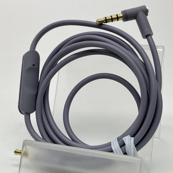 【中古】Beats studio3用 マイク付きオーディオケーブル【日本橋】