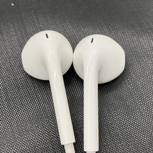 Apple 【中古】EarPods with Lightning Connector【秋葉原】 – e